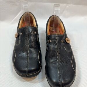 Women's Clark Black Leather Shoes with comfortable insole size 8 stretch casual